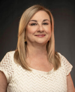 Hospice headshots-208-Edit_Sara_10-25-2022